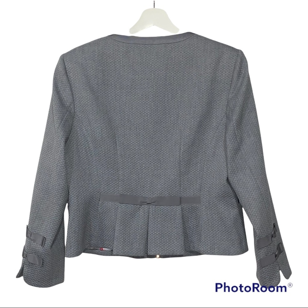 Ted Baker Gray Nadae Bow Detail Crop Jacket Zip Front Quiet Luxury Classic Sz 4 - Picture 14 of 16